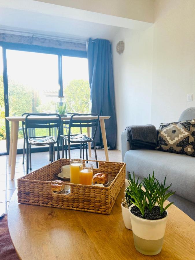 Appart dans résidence avec Piscine à Arles Esterno foto